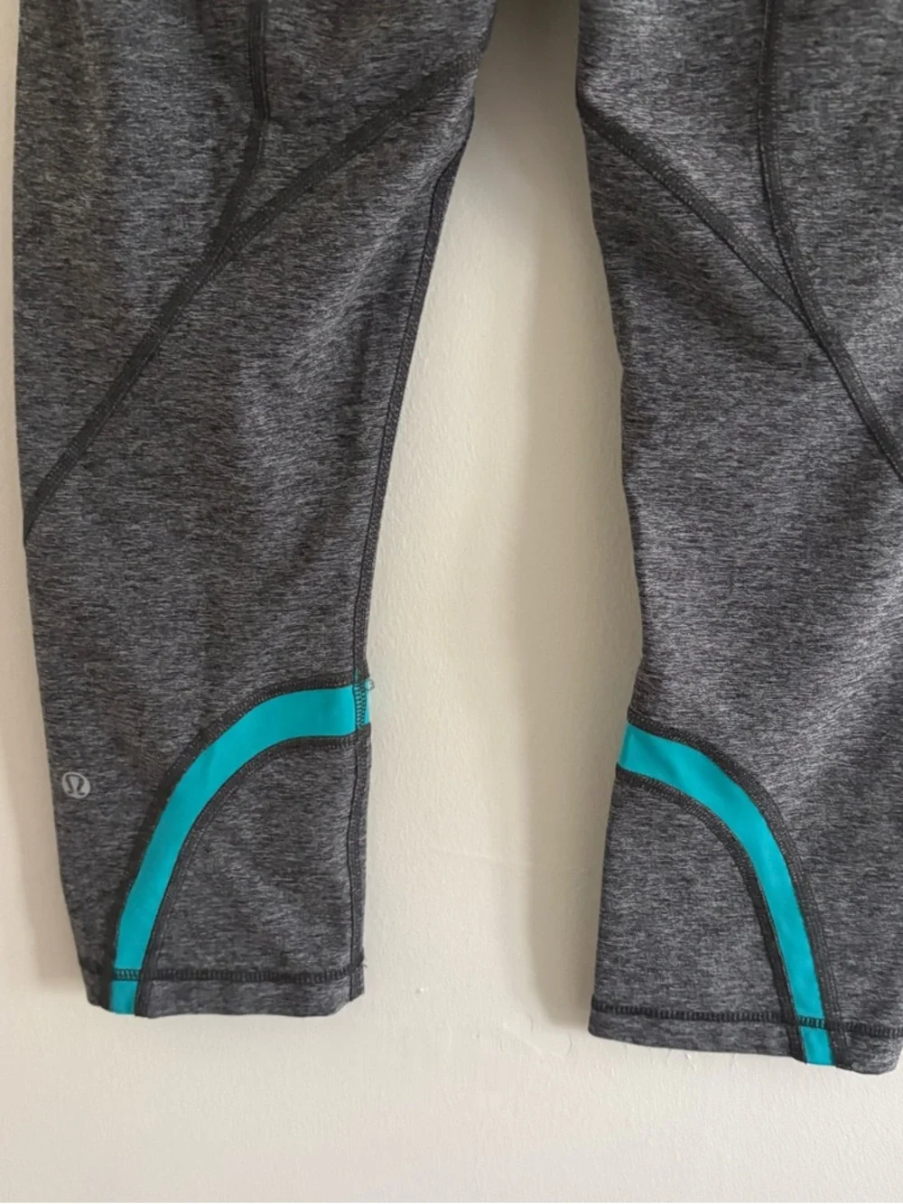 lululemon athletica comfortable gray